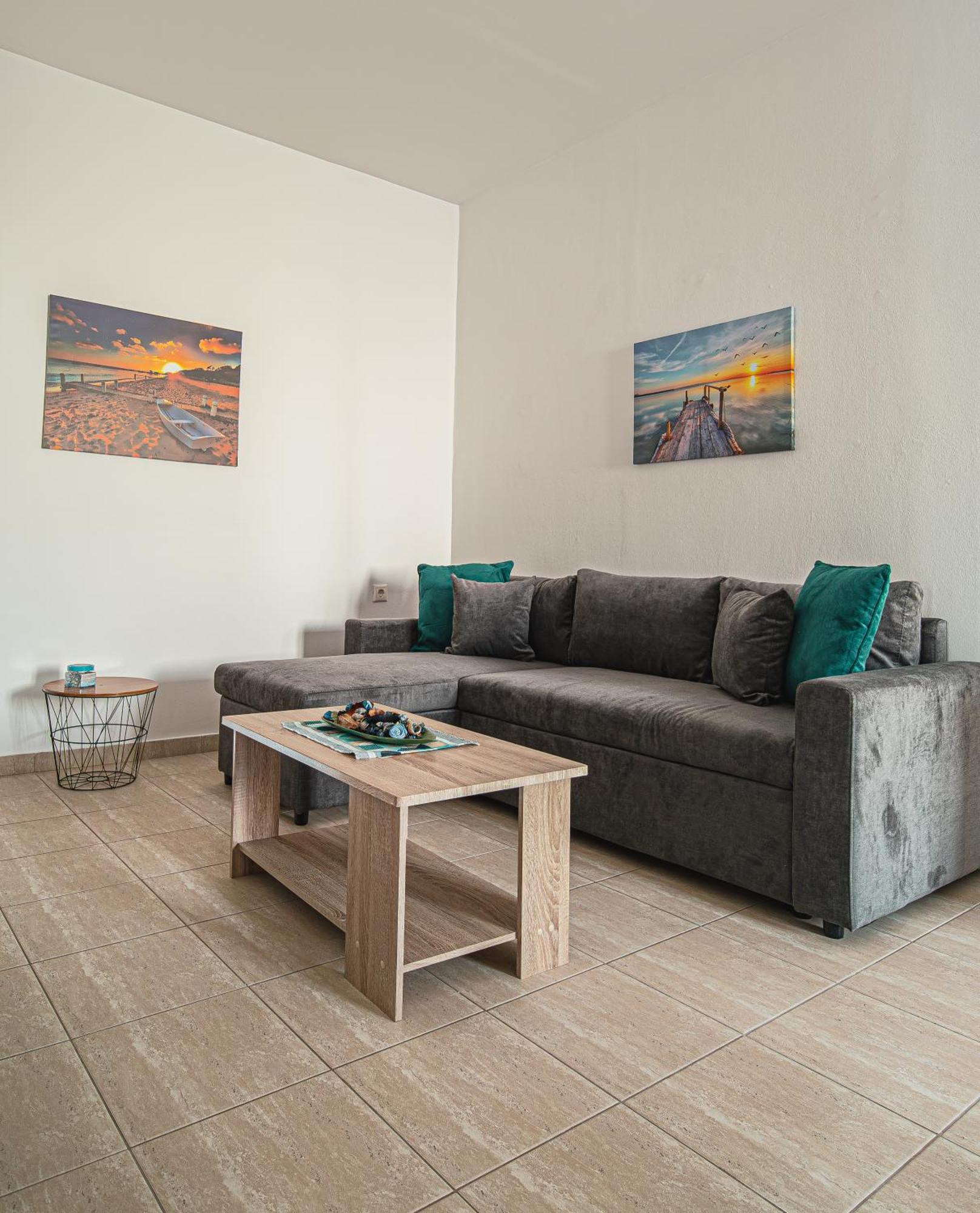 Basiliki'S Apartments Archangelos  Extérieur photo